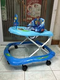 XE TẬP ĐI TRÒN BẰNG NHỰA CHỢ LỚN HÀNG KHUYẾN MÃI TỪ NUTI XE TẬP ĐI TRÒN BẰNG NHỰA CHỢ LỚN HÀNG KHUYẾN MÃI TỪ NUTI
