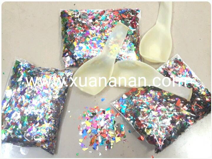 Kim tuyến vụn trang trí bong bóng trong suốt gói 100gr (có hình hướng dẫn) Kim tuyến vụn trang trí bong bóng trong suốt gói 100gr (có hình hướng dẫn)