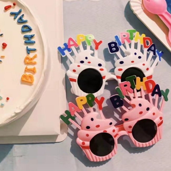 Mắt kiếng Happy Birthday cupcake (có 3 màu)